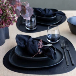 LIND DNA Bull Placemat Curve -Gense Verkoop 31511 01 6 EnvironmentImage 4a25a1dbc6