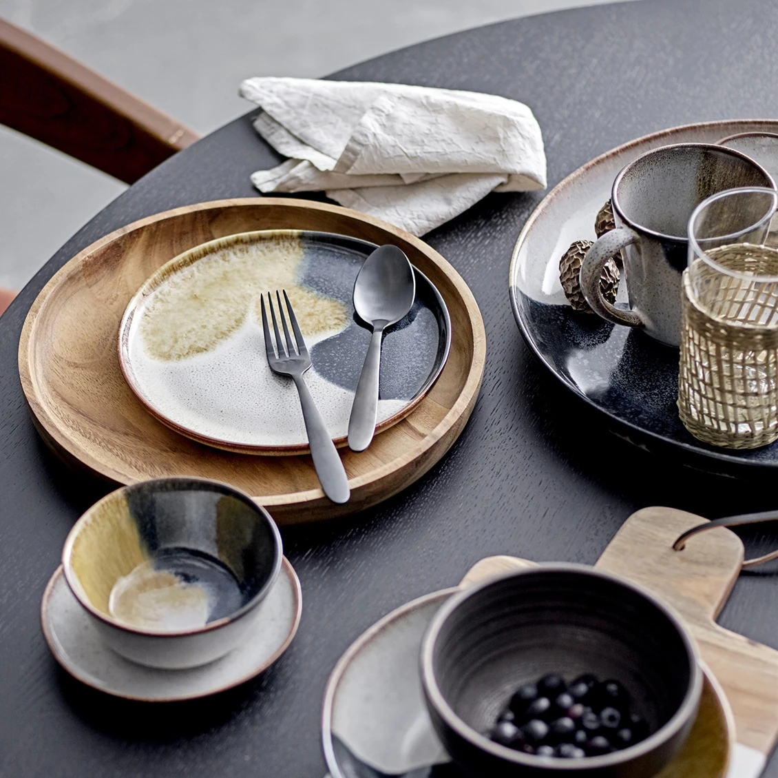 Bloomingville Jules Serveerschaal 35 Cm 5 Bloomingville Jules Serveerschaal 35 Cm - Afbeelding 3