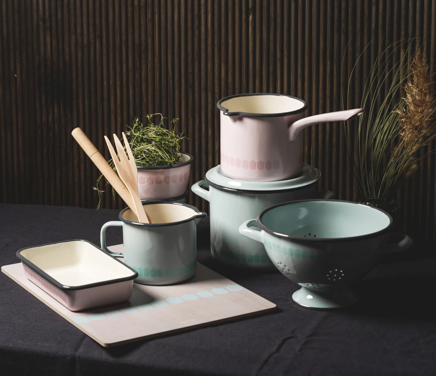 Muurla Vappu Emaille Kom 30 Cl 4 Muurla Vappu Emaille Kom 30 Cl - Afbeelding 2