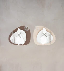 LIND DNA Cloud-Nupo Placemat Keerbaar Curve L 1 St. -Gense Verkoop 501972 01 2 EnvironmentImage d4a7d19ab6