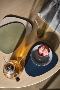 LIND DNA Nupo Placemat Curve S -Gense Verkoop 502002 01 40 EnvironmentImage 10d7b67fcc